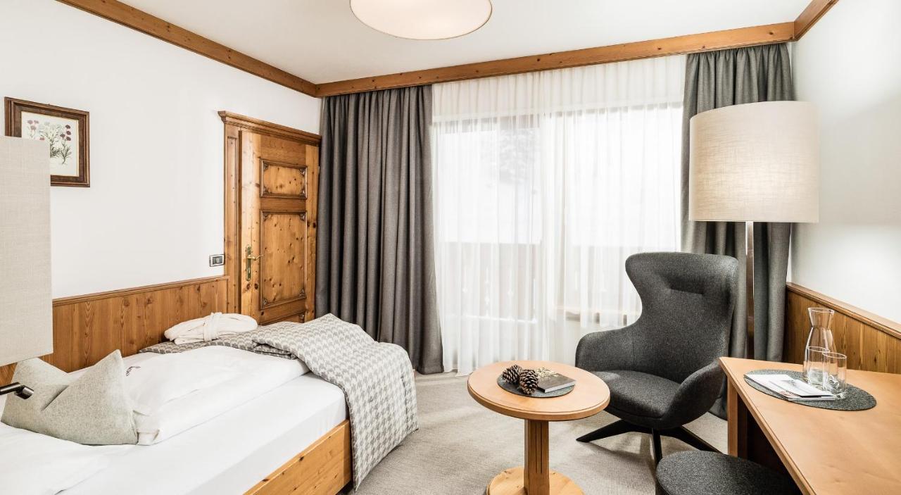 Savoy Dolomites Luxury & Spa Hotel سيلفا دي فال جاردينا المظهر الخارجي الصورة