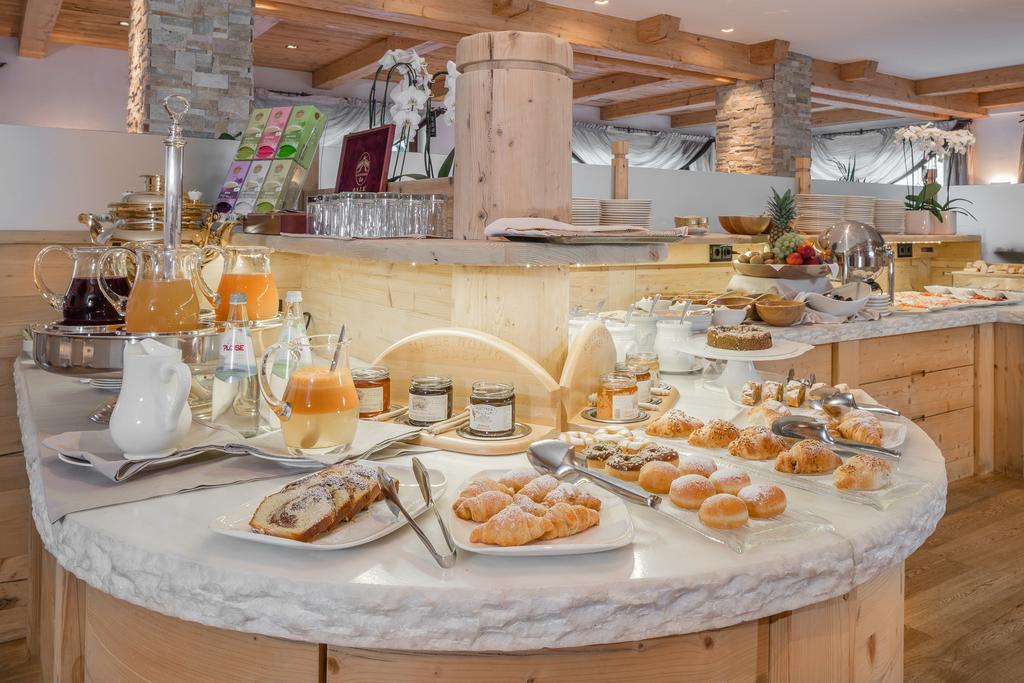 Savoy Dolomites Luxury & Spa Hotel سيلفا دي فال جاردينا المظهر الخارجي الصورة