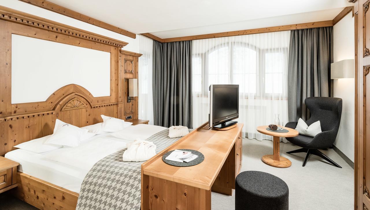 Savoy Dolomites Luxury & Spa Hotel سيلفا دي فال جاردينا المظهر الخارجي الصورة